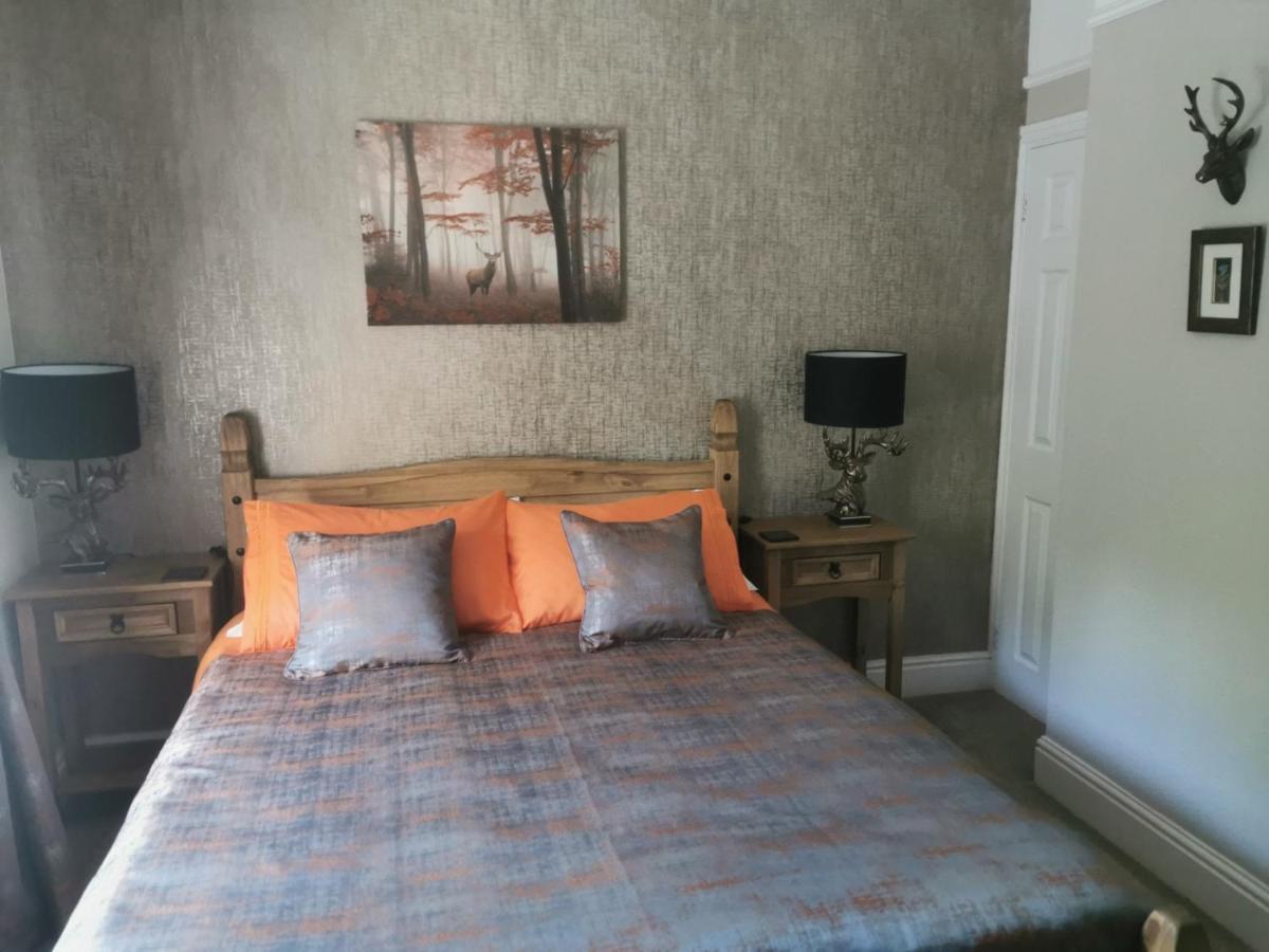 Dolweunydd Bed And Breakfast Бетс-и-код Екстериор снимка