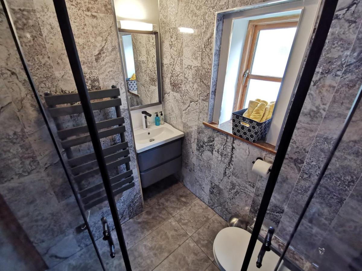 Dolweunydd Bed And Breakfast Бетс-и-код Екстериор снимка