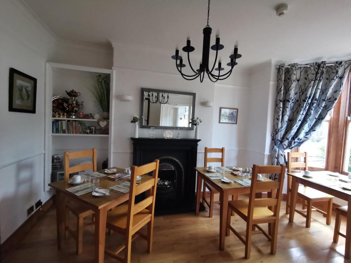 Dolweunydd Bed And Breakfast Бетс-и-код Екстериор снимка