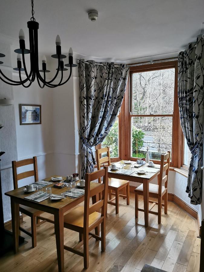 Dolweunydd Bed And Breakfast Бетс-и-код Екстериор снимка