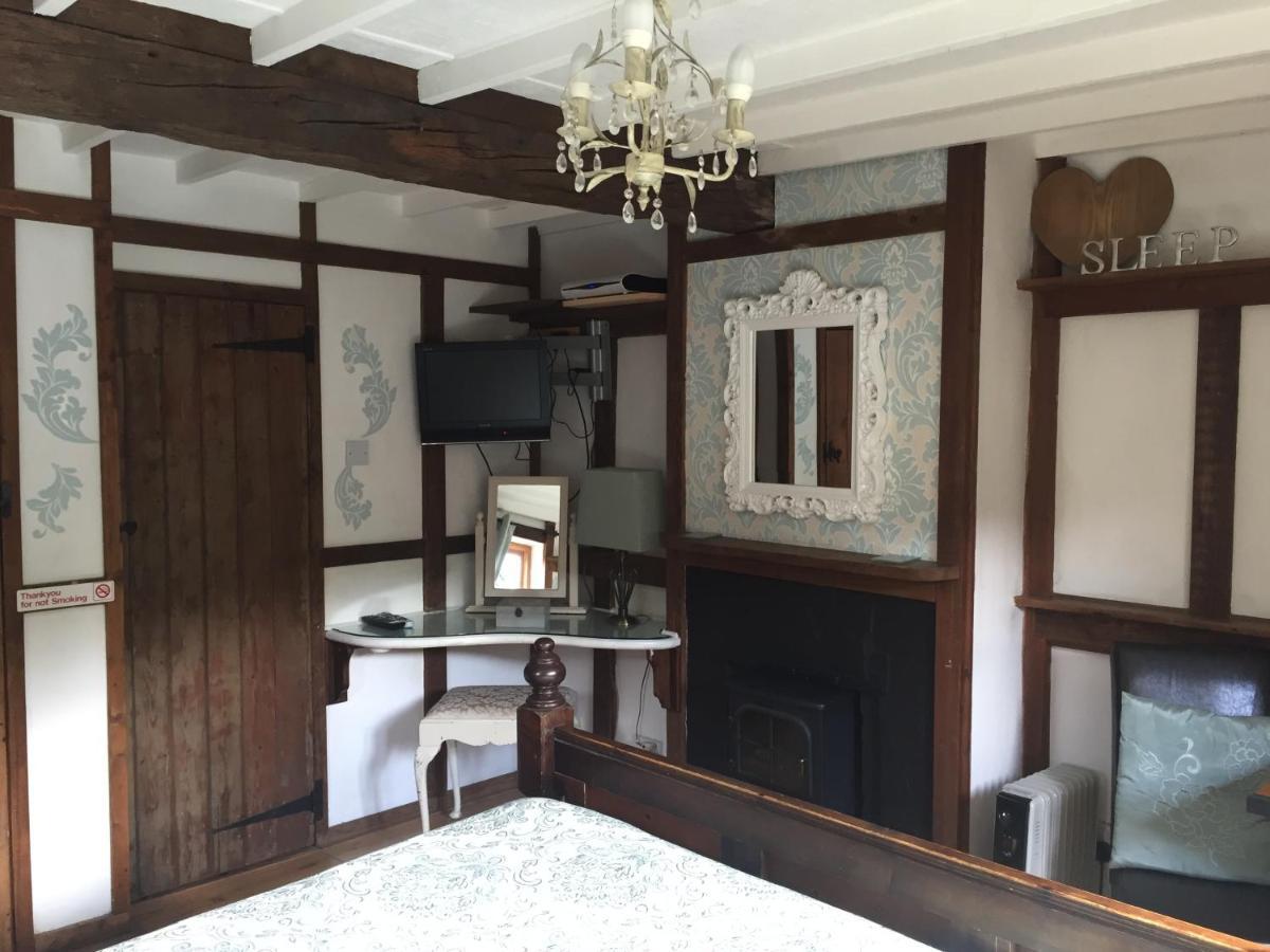 Dolweunydd Bed And Breakfast Бетс-и-код Екстериор снимка