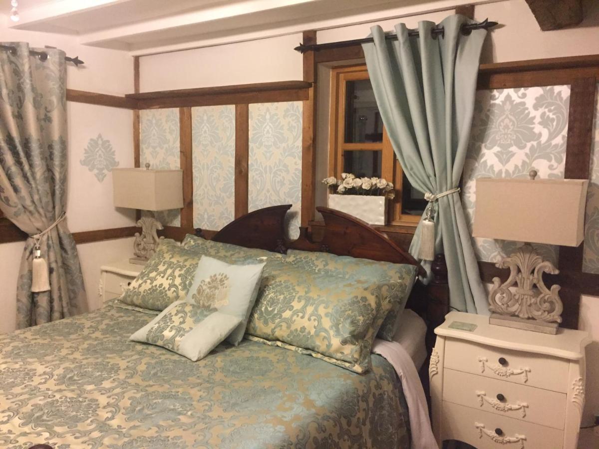 Dolweunydd Bed And Breakfast Бетс-и-код Екстериор снимка